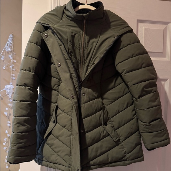 Swiss Tech Women's Dark Green Puffer Jacket - Picture 1 of 7